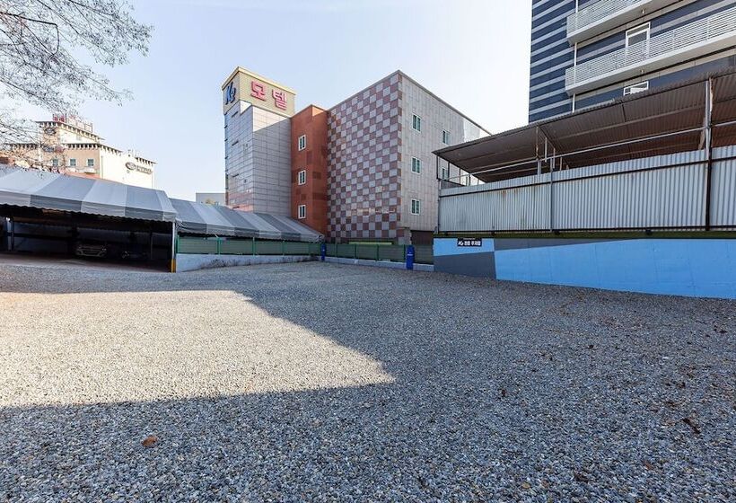 汽车旅馆  Jecheon K2