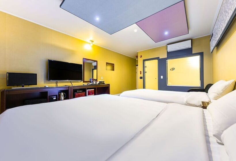 汽车旅馆  Jecheon K2