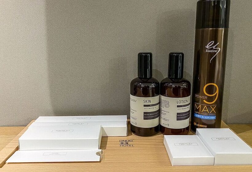 모텔 Jinju Hotel Ondo