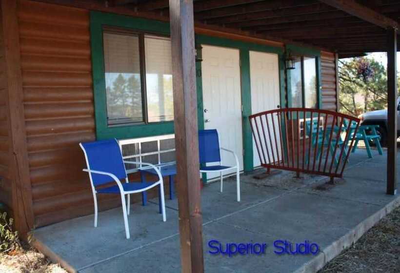 모텔 Lumbermen S Village