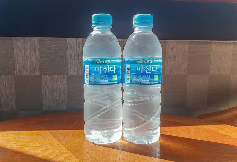 汽车旅馆  Muan Beach