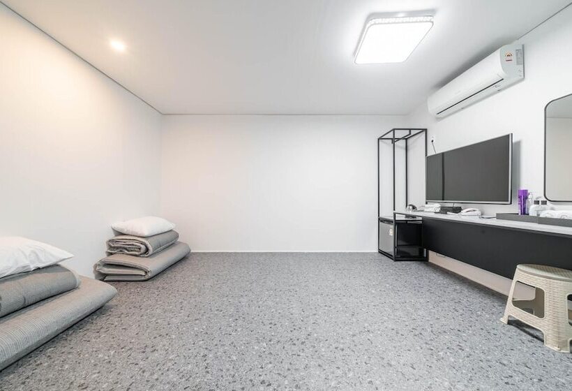 Мотель Mungyeong Hotel W