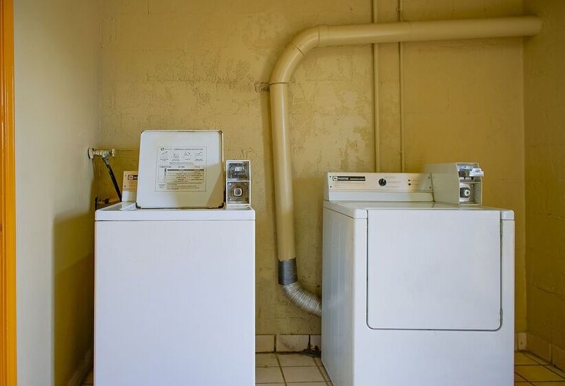 فندق على الطريق Oyo  Duncan, Ok  Hwy 81 Near Chisholm Casino