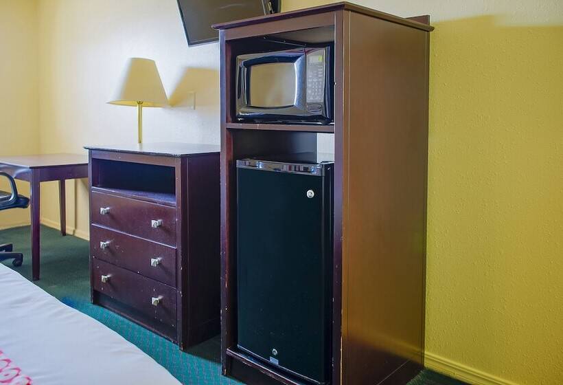 فندق على الطريق Oyo  Duncan, Ok  Hwy 81 Near Chisholm Casino