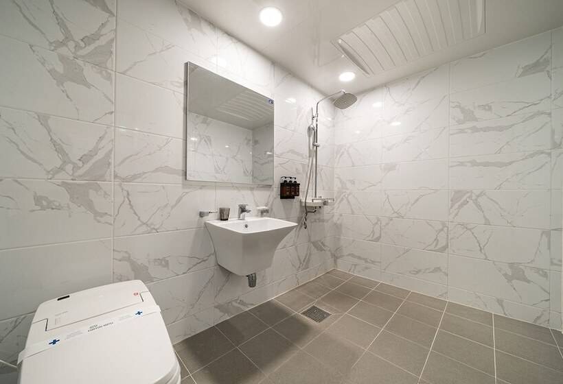 מוטל Pocheon For You