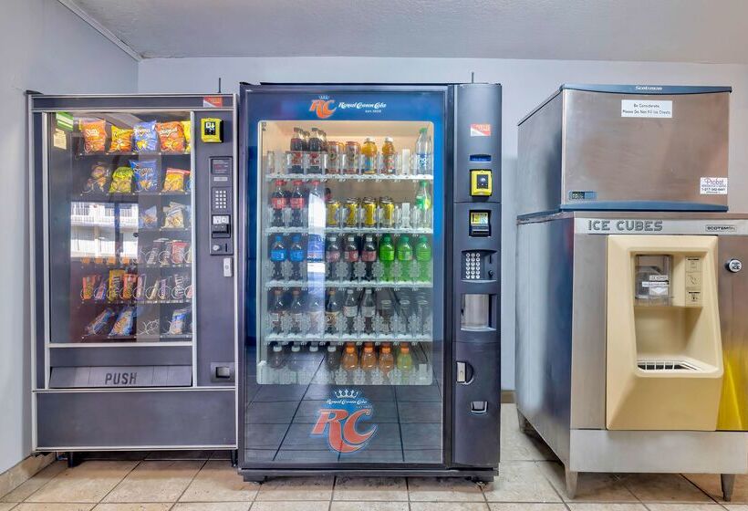 فندق على الطريق Studio 6 Effingham, Il