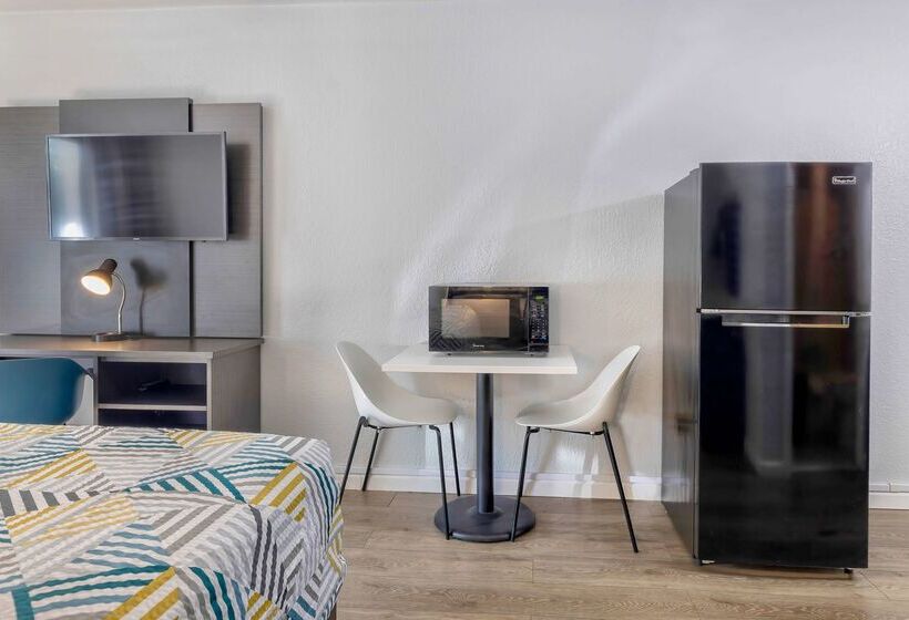 فندق على الطريق Studio 6 Effingham, Il