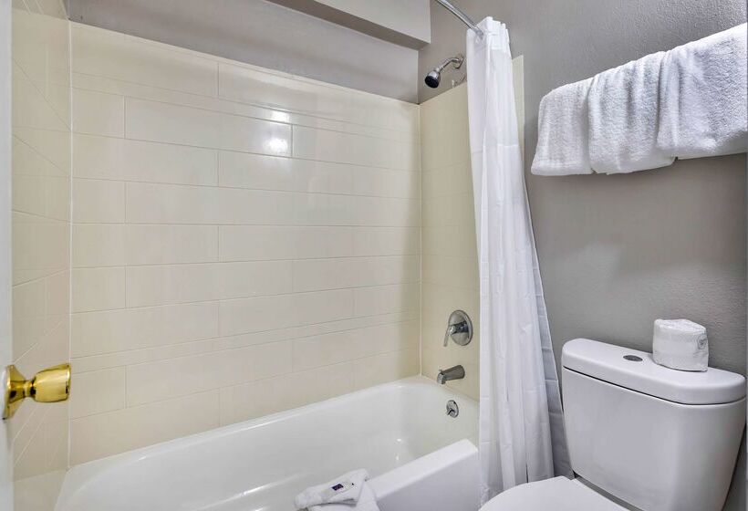 فندق على الطريق Studio 6 Effingham, Il