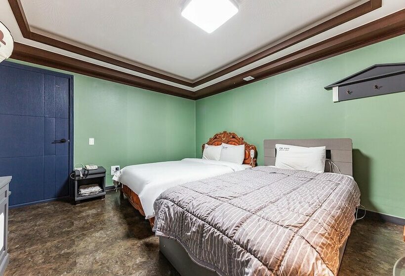 Мотель Suncheon Limousine