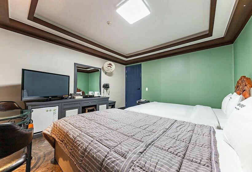 Мотель Suncheon Limousine