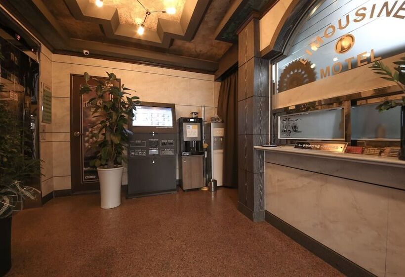 Мотель Suncheon Limousine