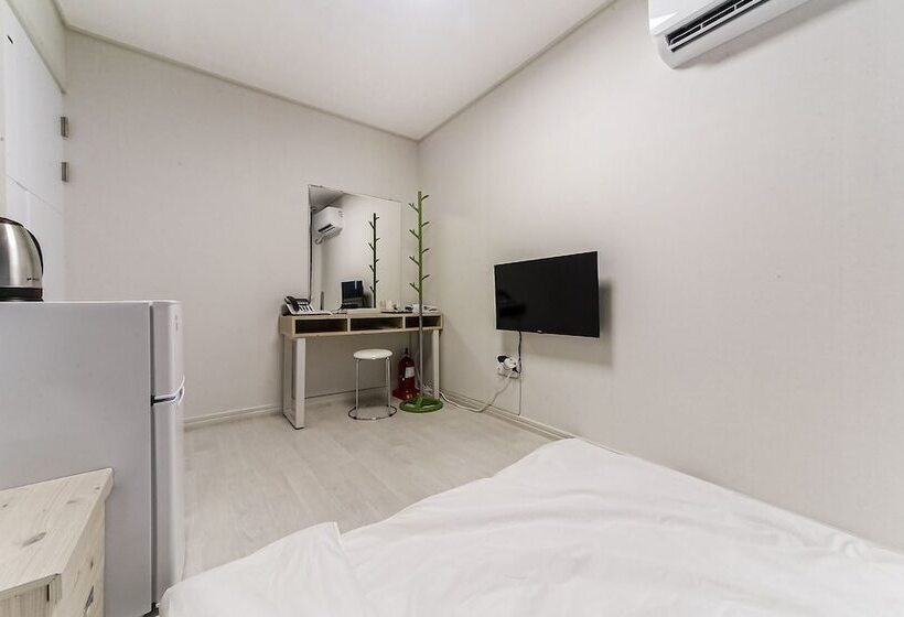 Motel Tongyeong Mukda