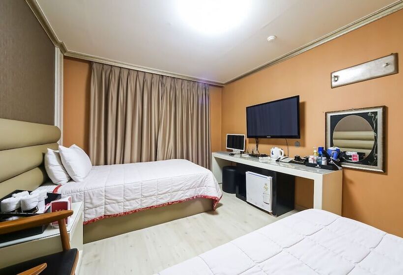 Motel Tongyeong Valentine