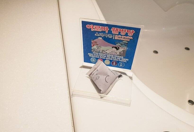 فندق على الطريق Wanju Maru