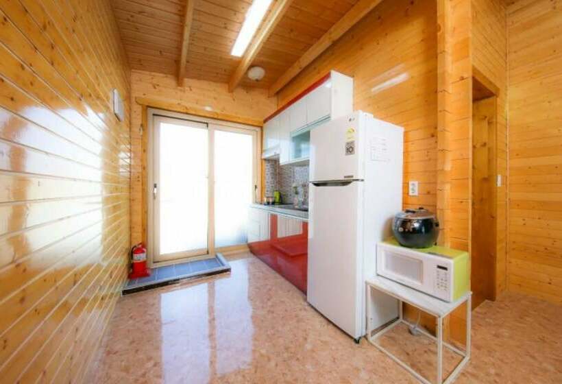 Muan Full House Pension