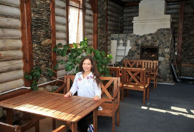 Park Hotel Maple Grove