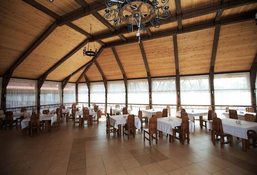 Park Hotel Maple Grove