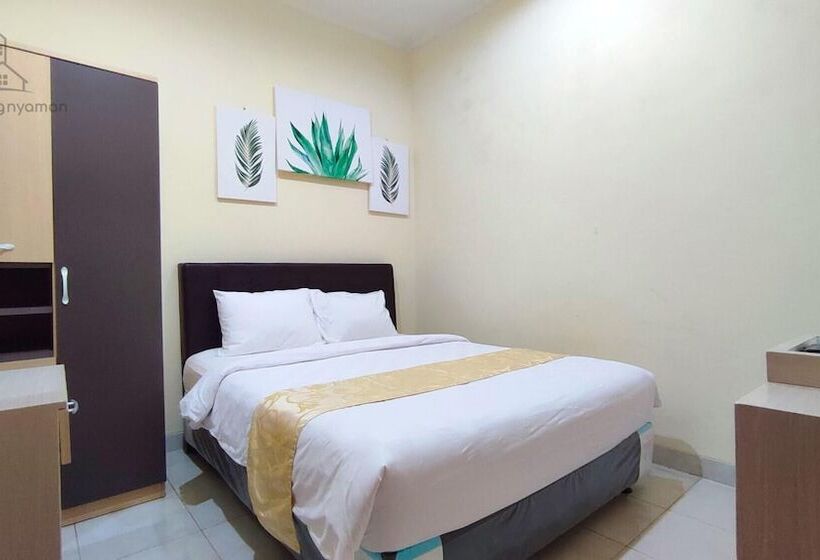 بنسيون Atmosfer Guest House Sentul By Ruang Nyaman