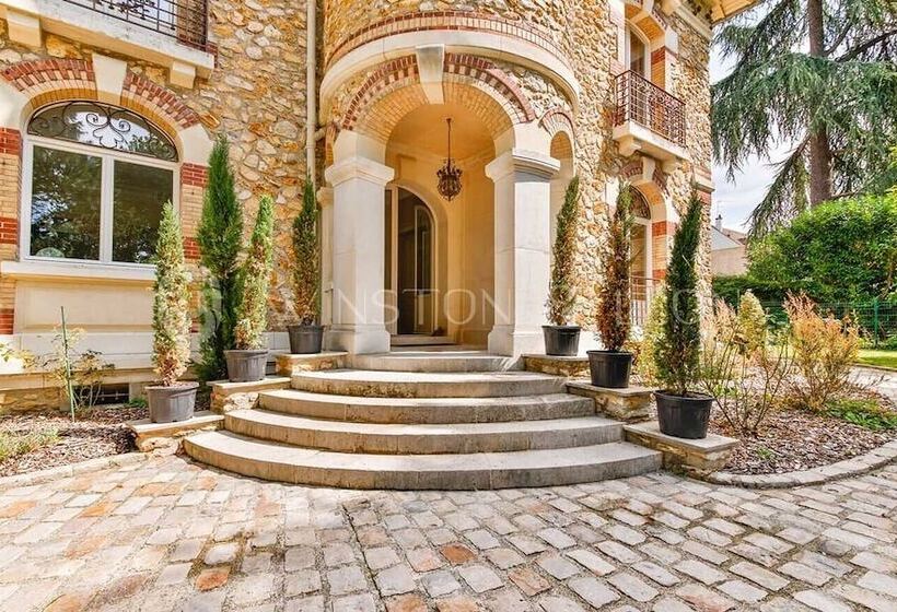 פנסיון Château De La Feuilleraie