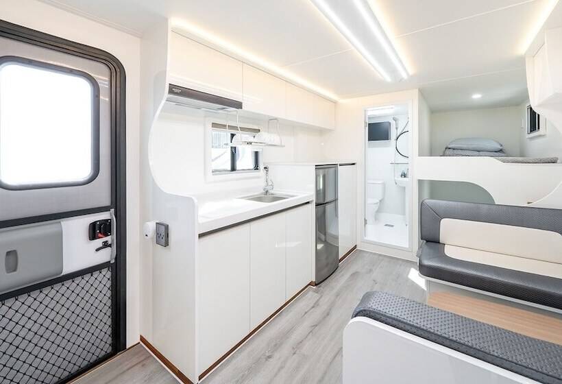 Pension (Hôtel basse catégorie) Gapyeong Ddobagi Pet & Spa Glamping