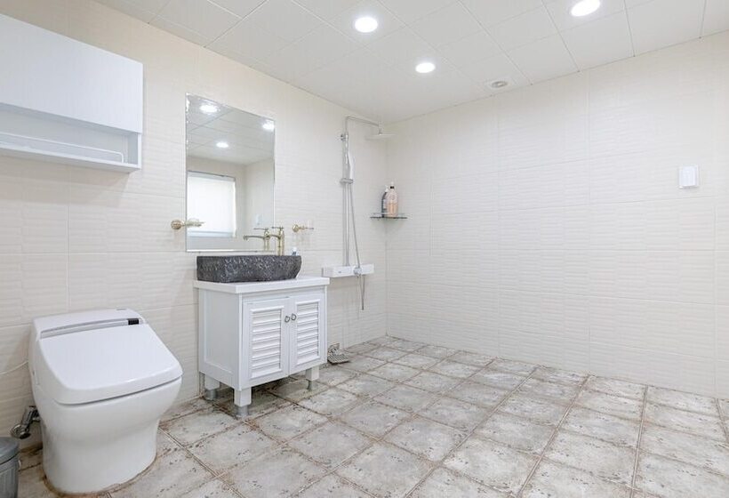 Пансион Gapyeong Doomil Doomil Poolvilla