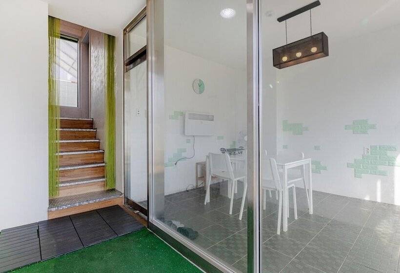 Пансион Gapyeong Doomil Doomil Poolvilla