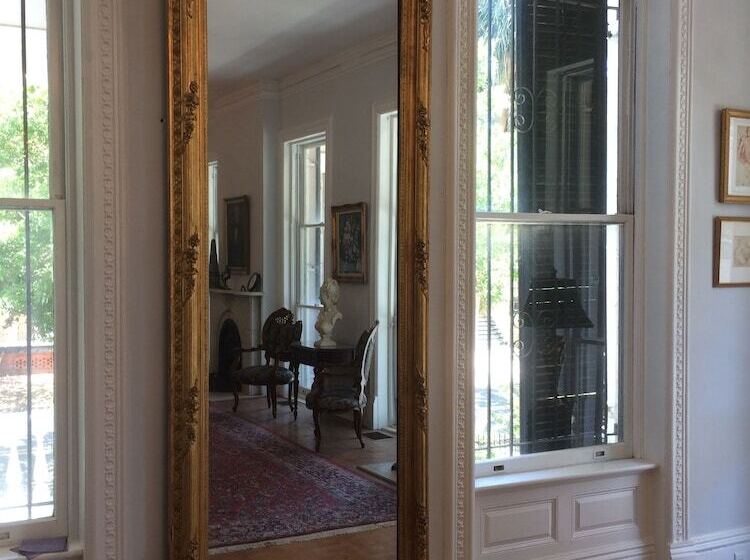 پانسیون Godley Manor