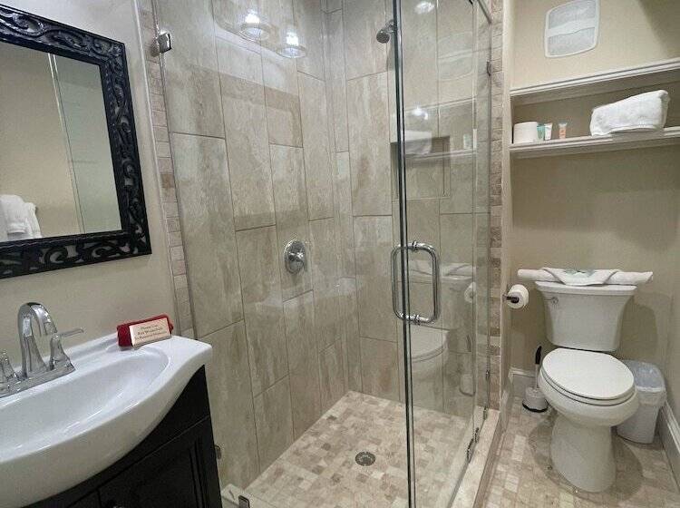 پانسیون Godley Manor