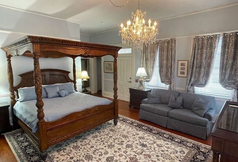 پانسیون Godley Manor