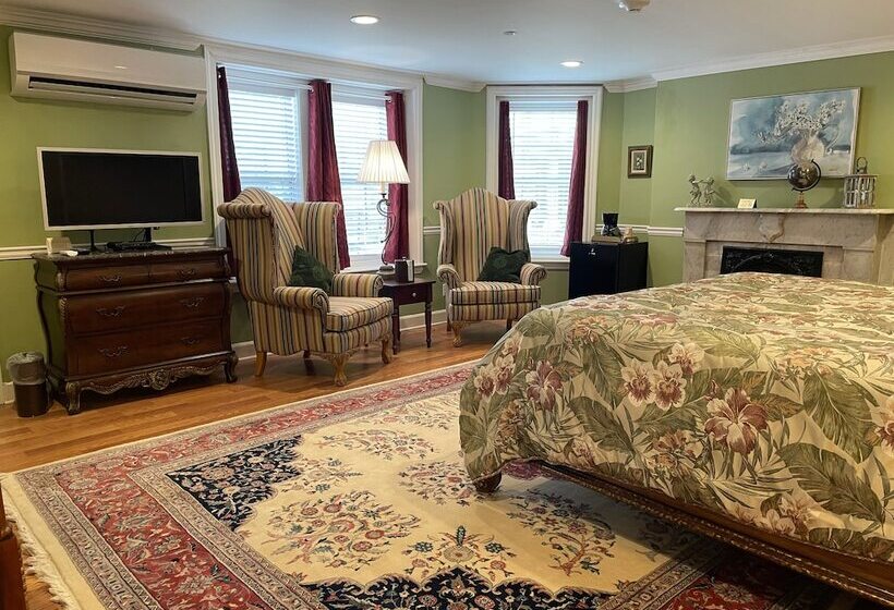 پانسیون Godley Manor