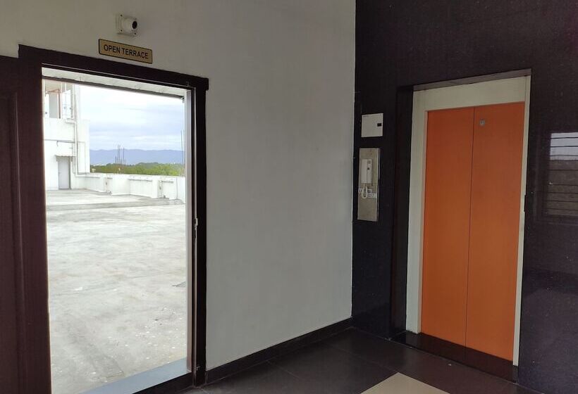 膳宿费 John Towers