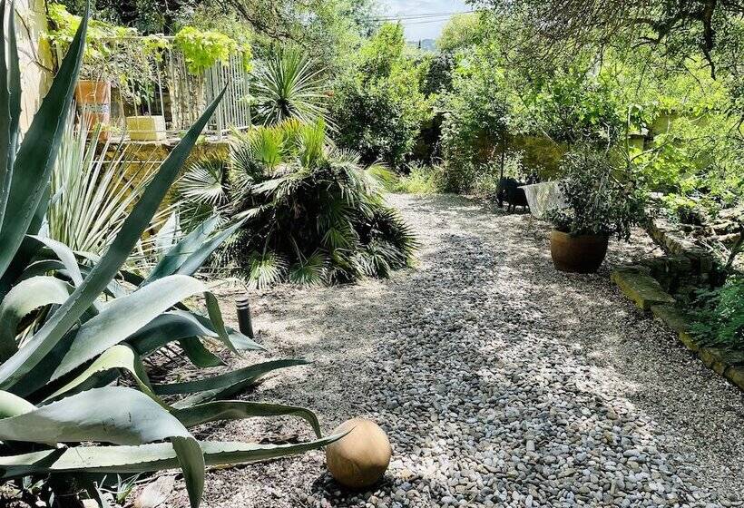 ペンション Le Domaine De La Tuilerie   Gîte De Charme En Bord De Rivière Avec Piscine
