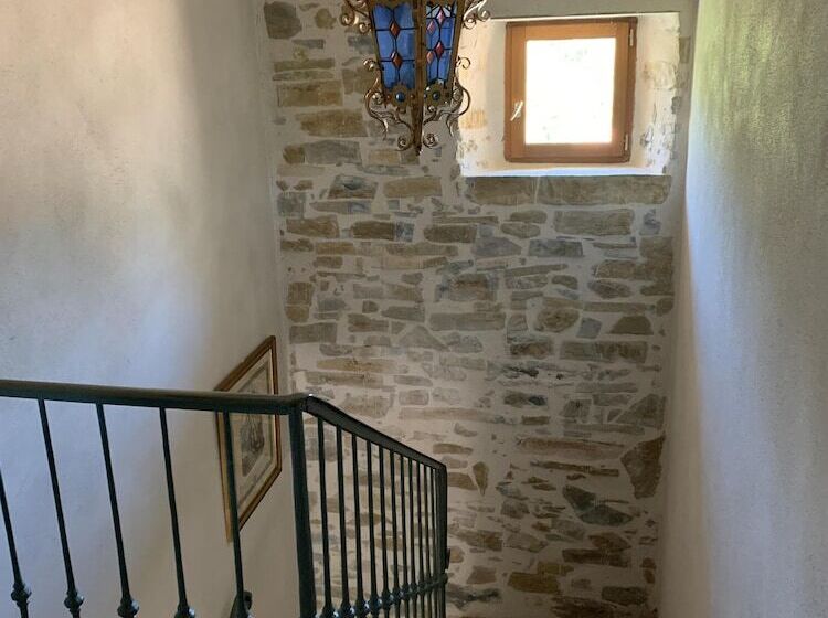 ペンション Le Domaine De La Tuilerie   Gîte De Charme En Bord De Rivière Avec Piscine