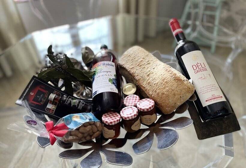 ペンション Le Domaine De La Tuilerie   Gîte De Charme En Bord De Rivière Avec Piscine