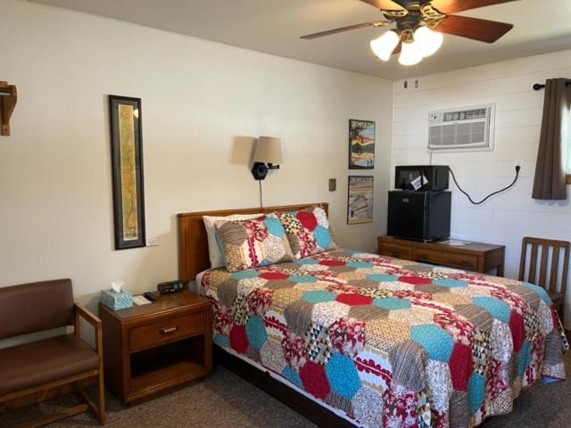 بنسيون Little Bluff Inn