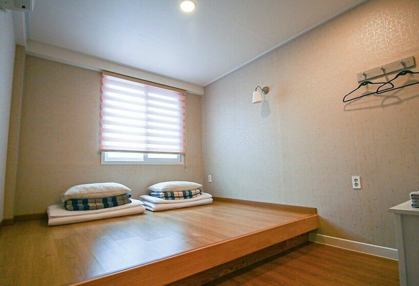 Пансион Mokpo Deung Dae Guest House