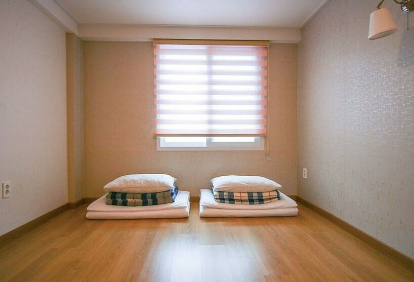 Пансион Mokpo Deung Dae Guest House