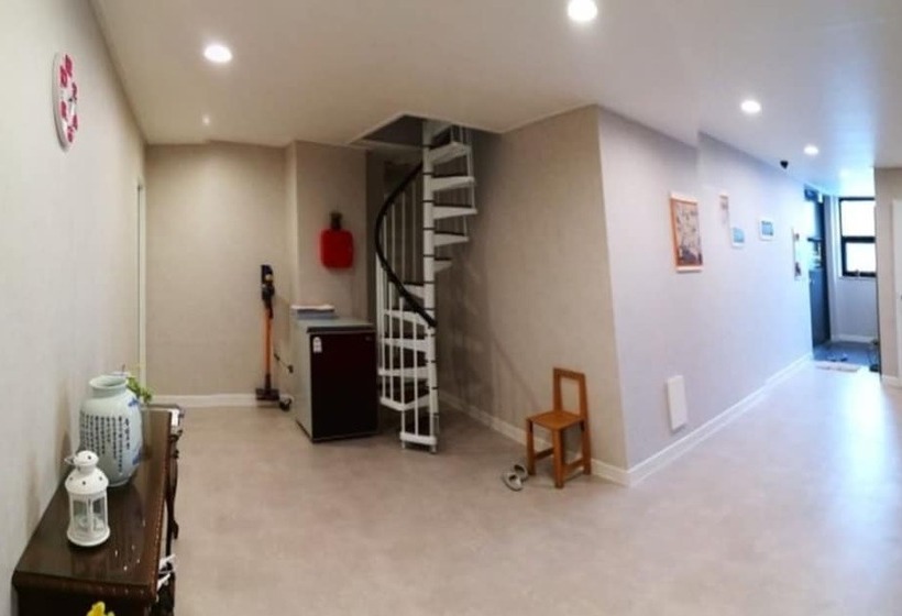 Пансион Mokpo Deung Dae Guest House