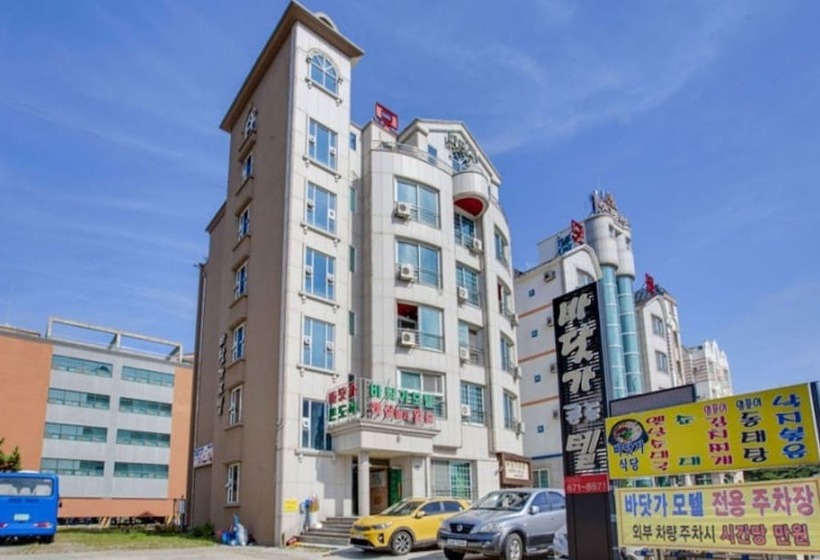 펜션 Naksan Beach Condotel