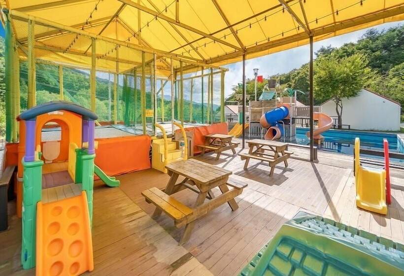 펜션 Pocheon Kidsglampinggeo