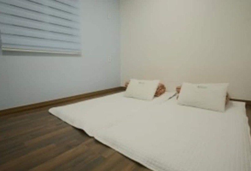 Пансион Suncheon Gilstay Guesthouse