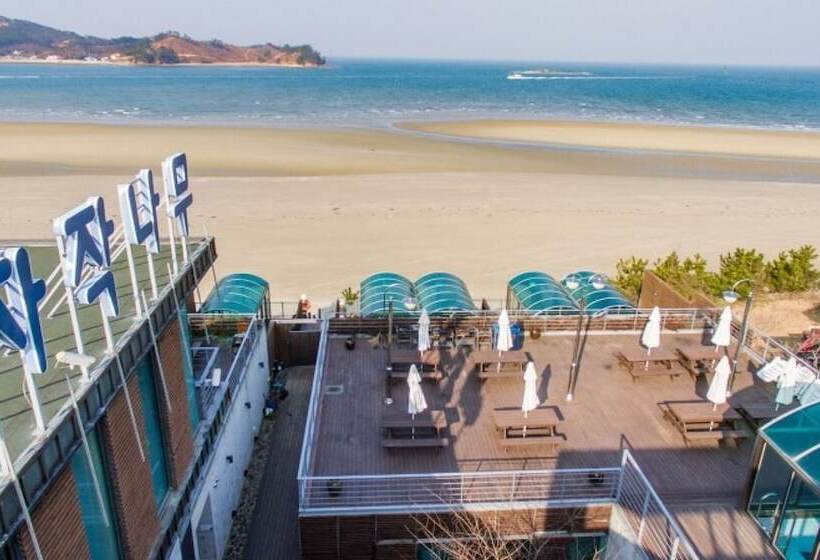 פנסיון Taean Jajaknamu Resort