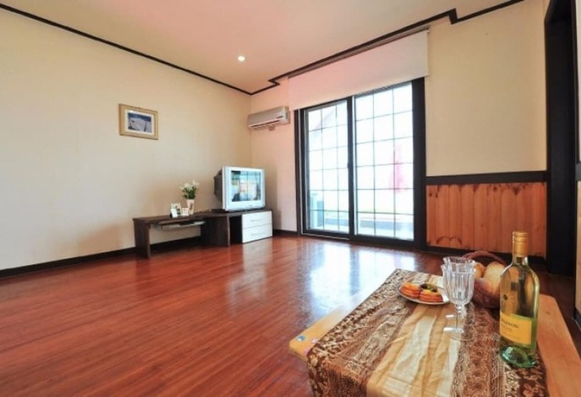 Pensione Taean Sand Hill Resort