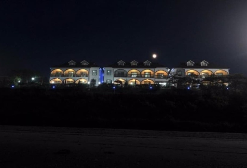 Pensione Taean Sand Hill Resort