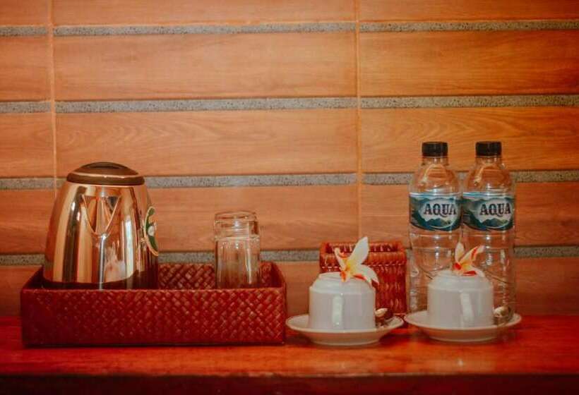 פנסיון Watu Jineng By Wizzela