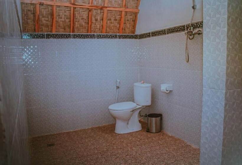 פנסיון Watu Jineng By Wizzela