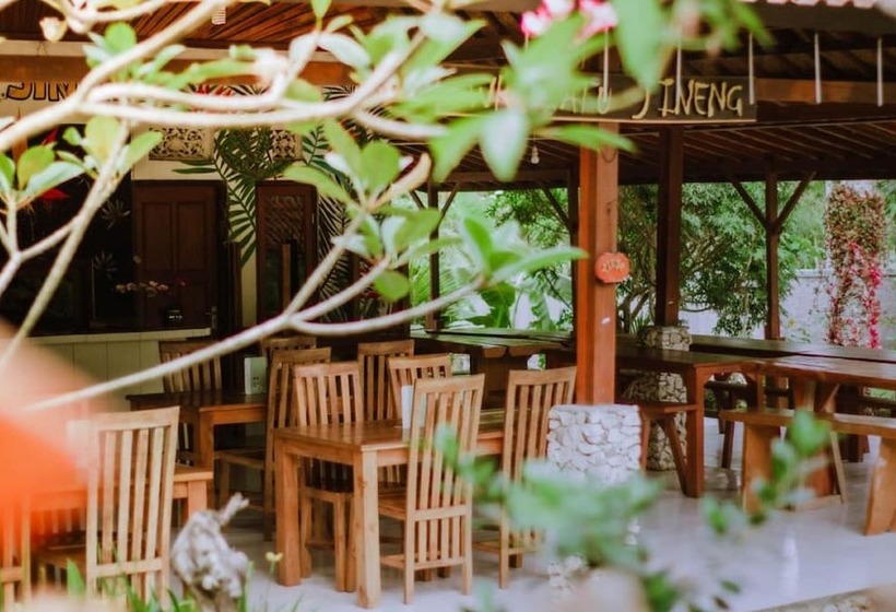 פנסיון Watu Jineng By Wizzela