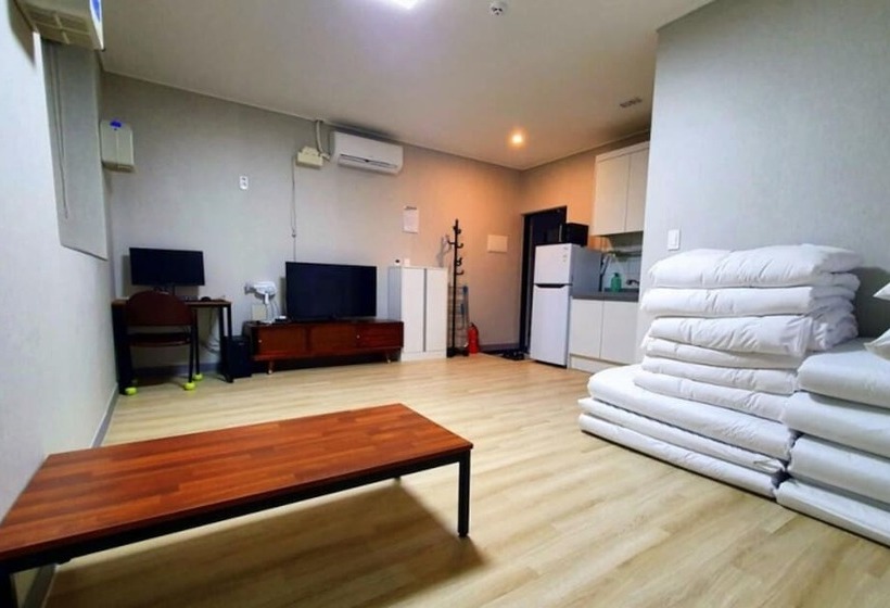 膳宿费 Yanggu Lacky Hostel