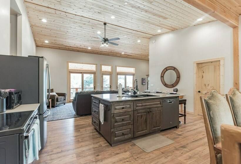 Pine Cabin With Sweeping Views! Private, Peaceful Getaway! Fun For Family! By Redawning