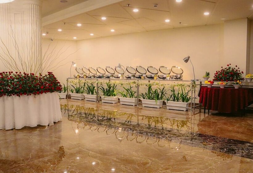 Playotel Premier Guna